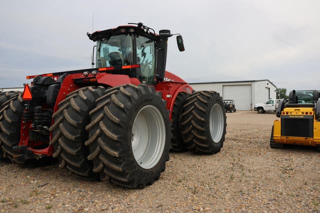 Image of Case IH Steiger 555 equipment image 3