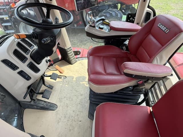 Image of Case IH Steiger 555 Quadtrac equipment image 1