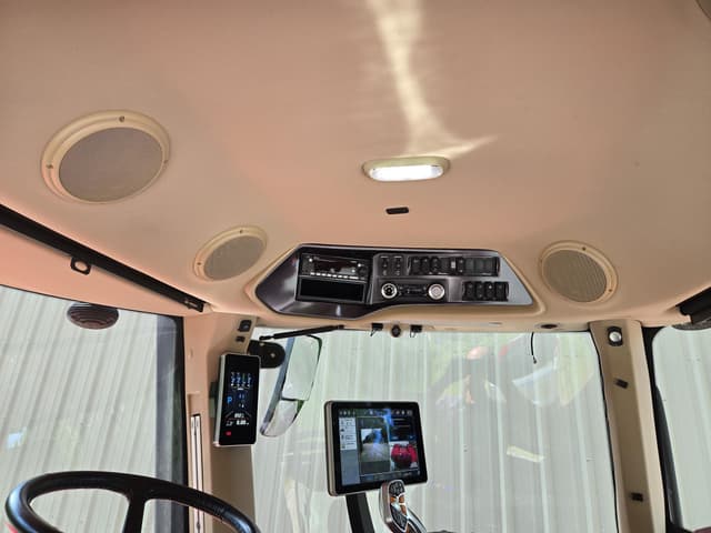 Image of Case IH Steiger 595 equipment image 4