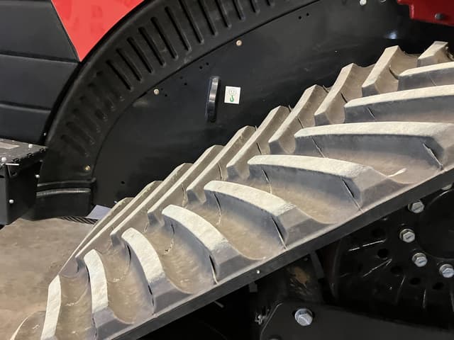 Image of Case IH Steiger 645 Quadtrac equipment image 3