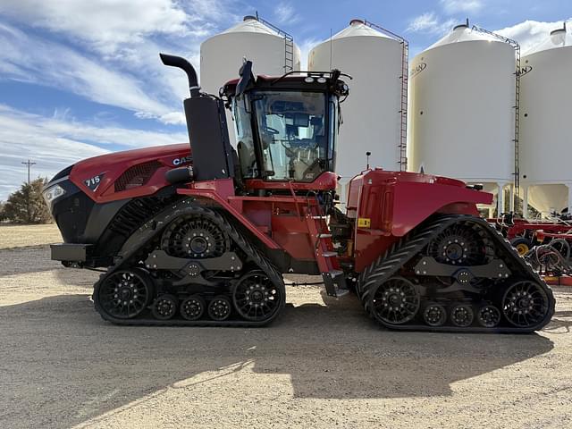 Image of Case IH Steiger 715 Quadtrac equipment image 1