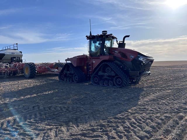Image of Case IH Steiger 715 Quadtrac equipment image 2