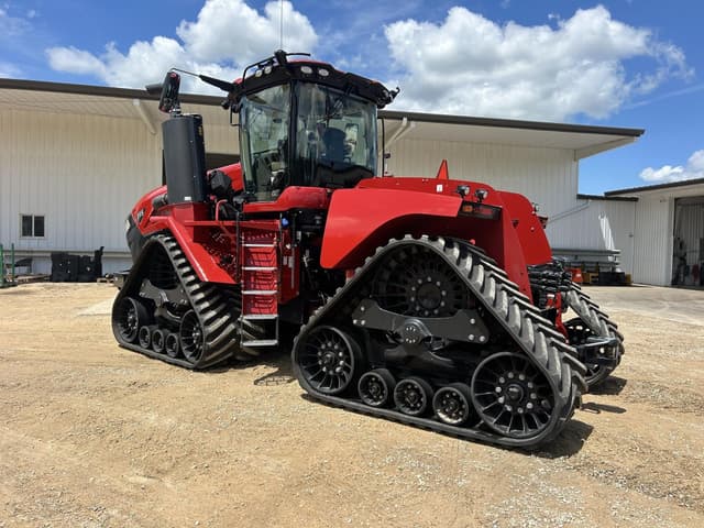 Image of Case IH Steiger 715 Quadtrac equipment image 4