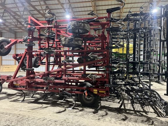 Image of Case IH Tigermate 255 equipment image 3