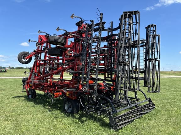 Image of Case IH Tigermate 255 equipment image 3