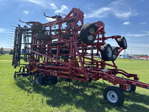 Image of Case IH Tigermate 255 equipment image 4