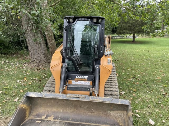 Image of Case TR270B equipment image 2