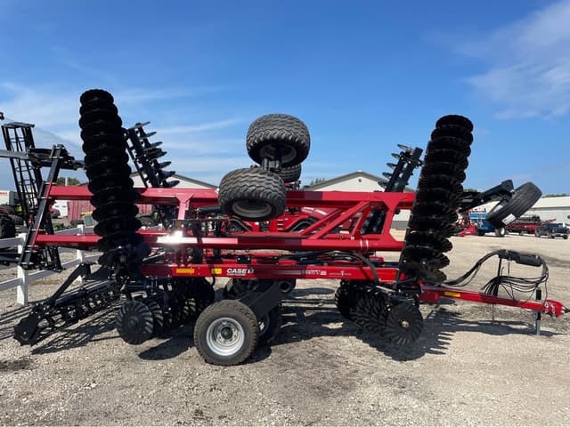 Image of Case IH Barracuda 335 equipment image 1