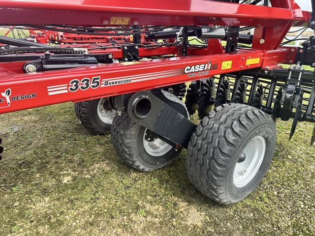 Image of Case IH Barracuda 335 equipment image 1