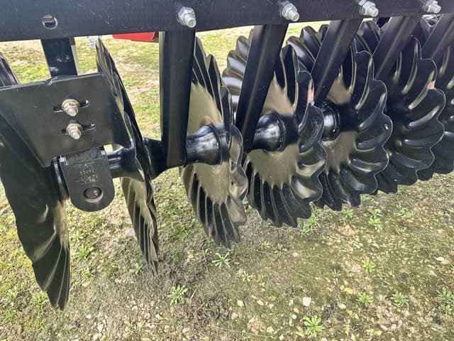 Image of Case IH Barracuda 335 equipment image 4