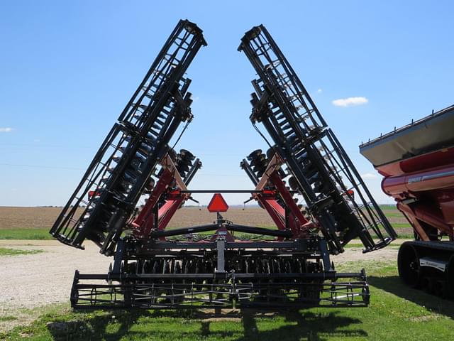 Image of Case IH Barracuda 335 equipment image 4