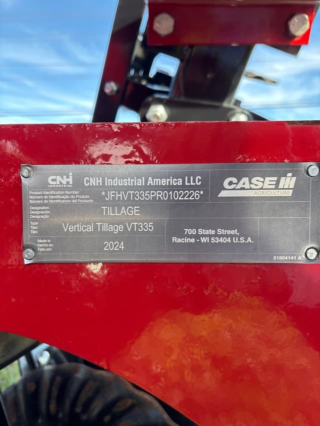 Image of Case IH 335VT equipment image 1