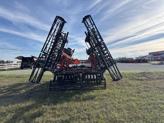 Image of Case IH 335VT equipment image 3