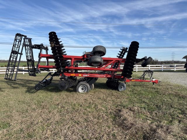 Image of Case IH 335VT equipment image 1