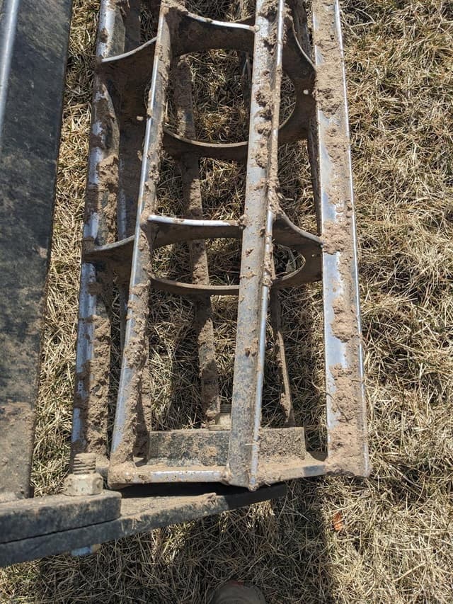 Image of Case IH 335VT equipment image 3