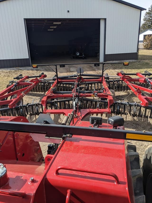 Image of Case IH 335VT equipment image 2