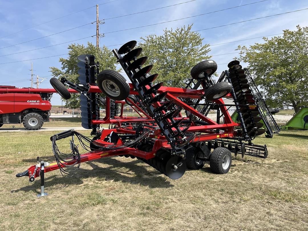 Image of Case IH 345 Image 1