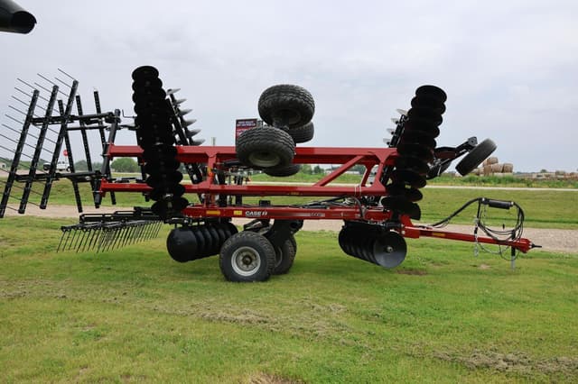 Image of Case IH True Tandem 345 equipment image 4