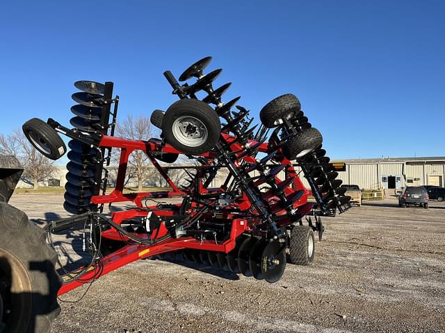 Image of Case IH 375 equipment image 1