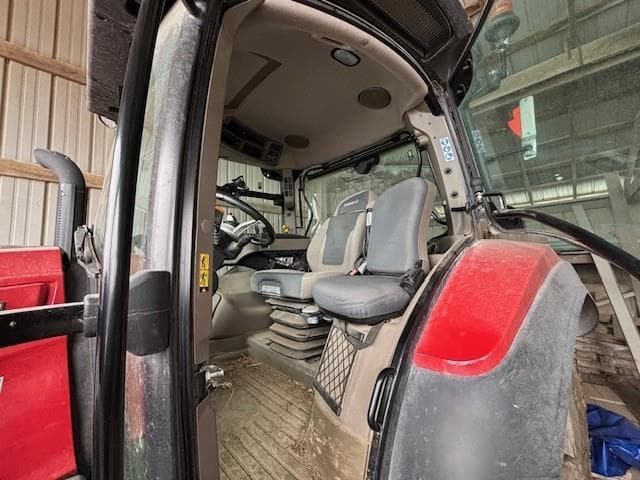 Image of Case IH VESTRUM 130 equipment image 4