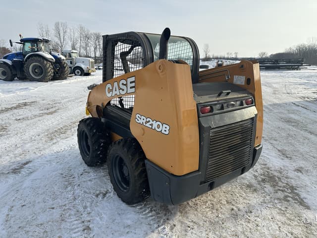 Image of Case SR210B equipment image 2