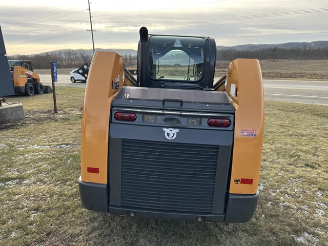 Image of Case SR240B equipment image 3