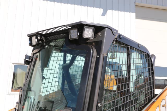 Image of Case SR240B equipment image 2