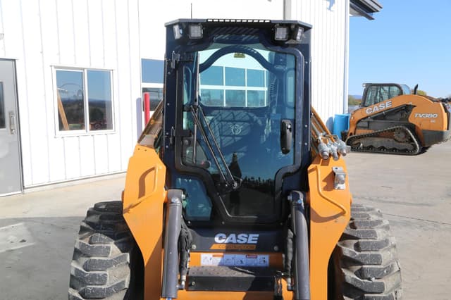 Image of Case SR240B equipment image 4