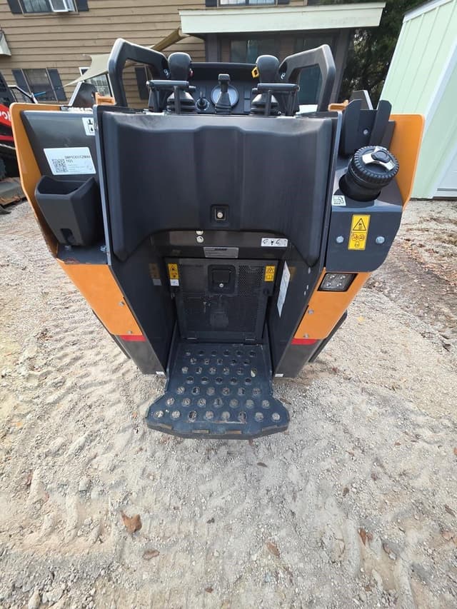 Image of Case TL100 equipment image 2