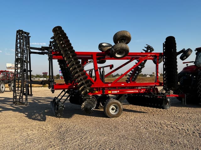 Image of Case IH Barracuda 335 equipment image 1