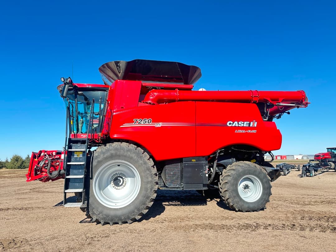 Image of Case IH 7250 Image 1