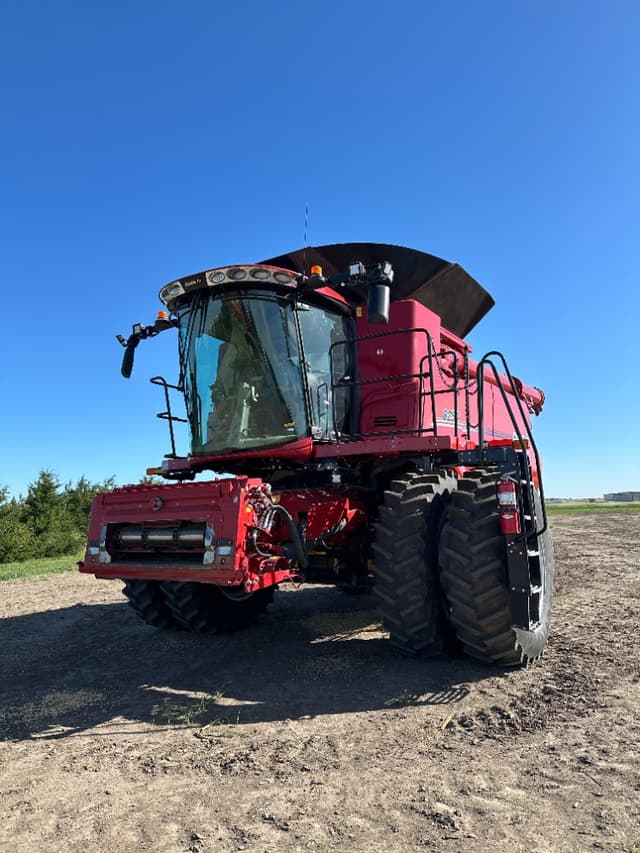 Image of Case IH 8250 equipment image 2