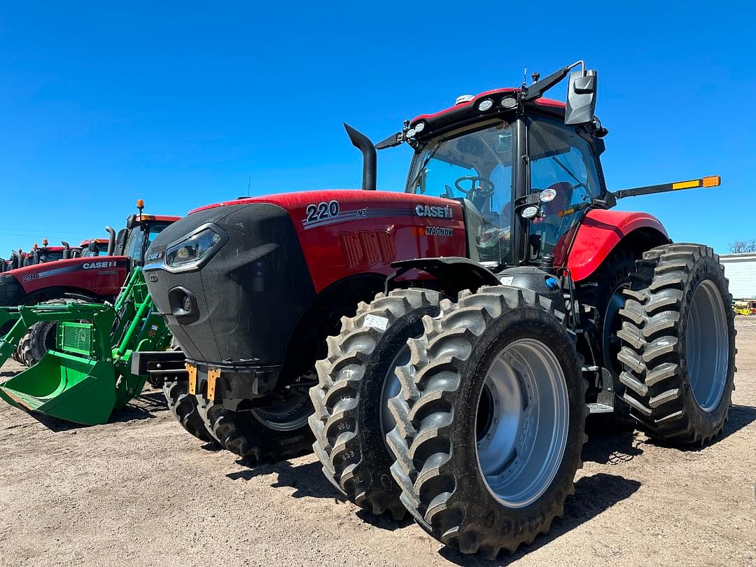 Image of Case IH Magnum 220 Primary Image