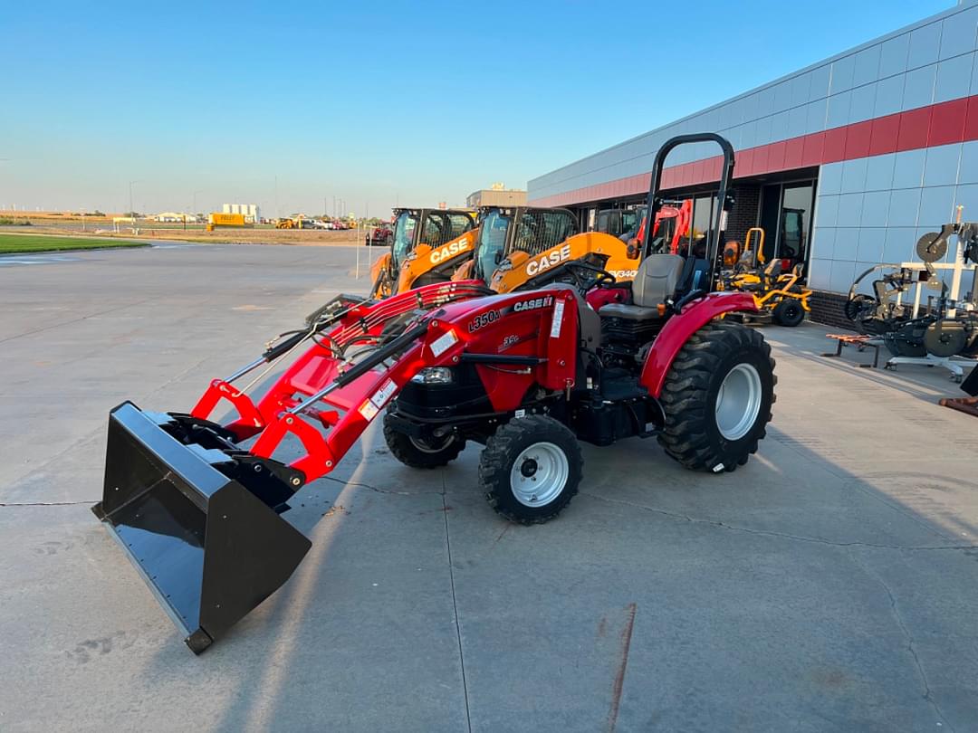 Image of Case IH Farmall 35C Primary Image