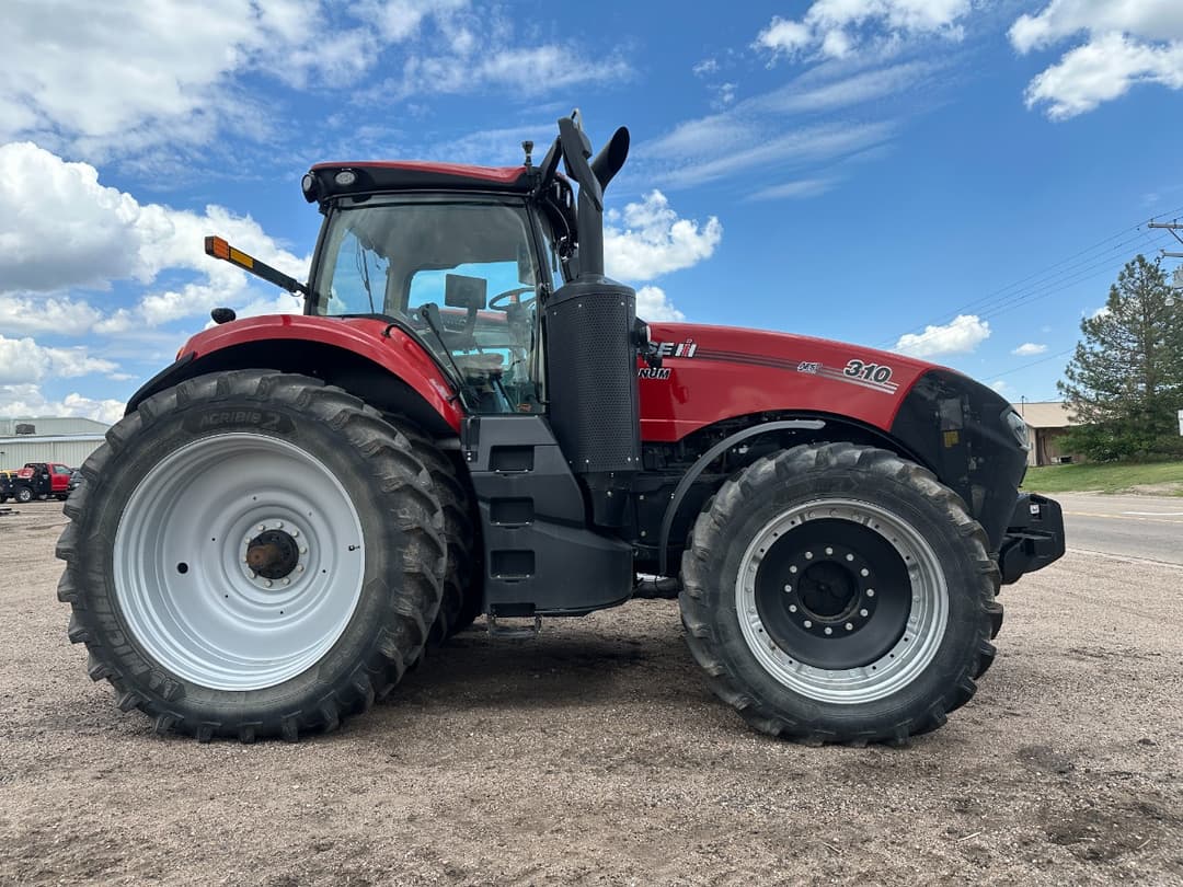 Image of Case IH Magnum 310 Primary Image