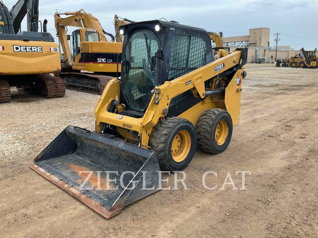 Image of Caterpillar 232D3 Primary image