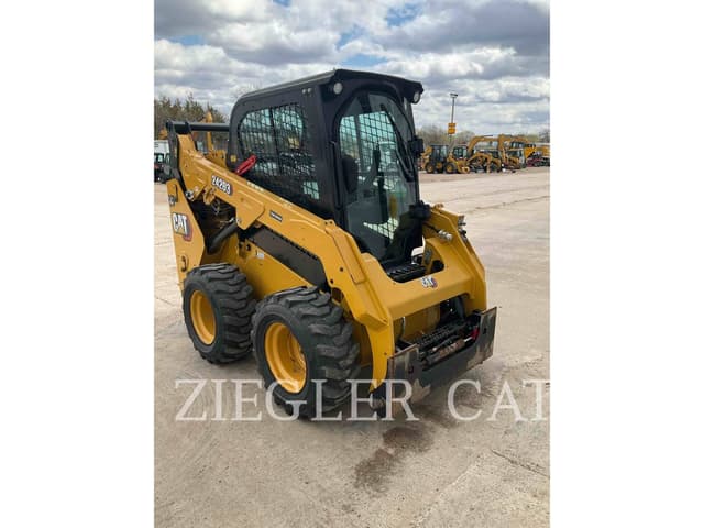 Image of Caterpillar 242D3 equipment image 1