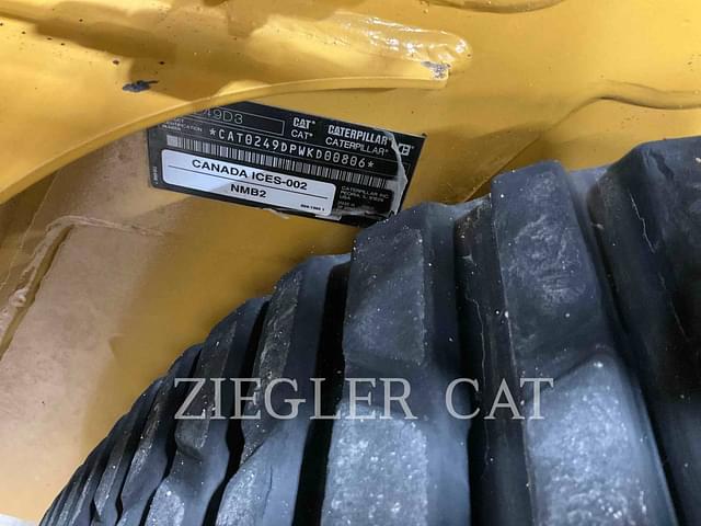 Image of Caterpillar 249D3 equipment image 2