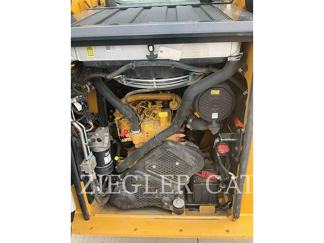 Image of Caterpillar 255 equipment image 4