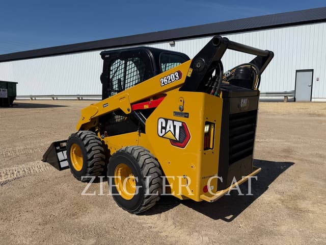Image of Caterpillar 262D3 equipment image 3