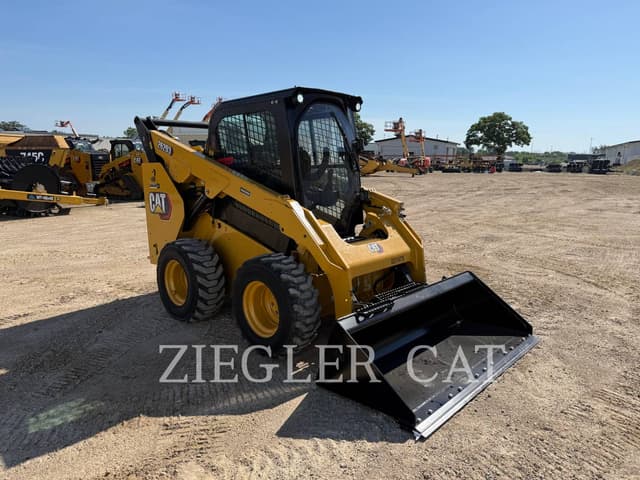 Image of Caterpillar 262D3 equipment image 1