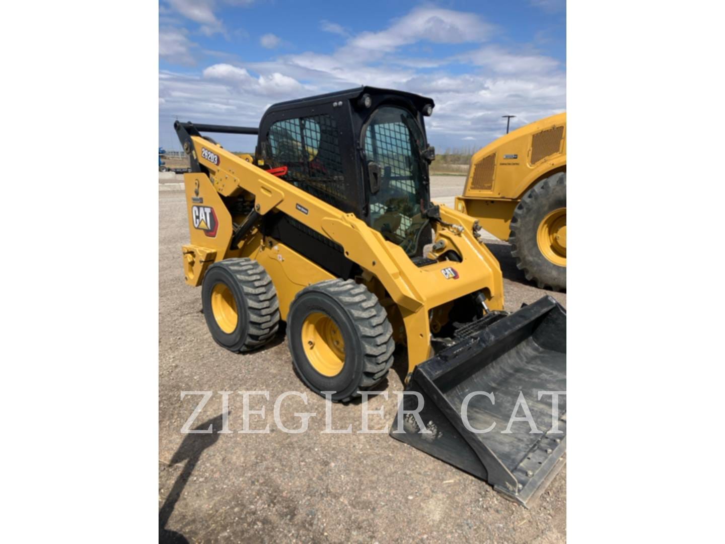 2024 Caterpillar 262D3 Equipment Image0