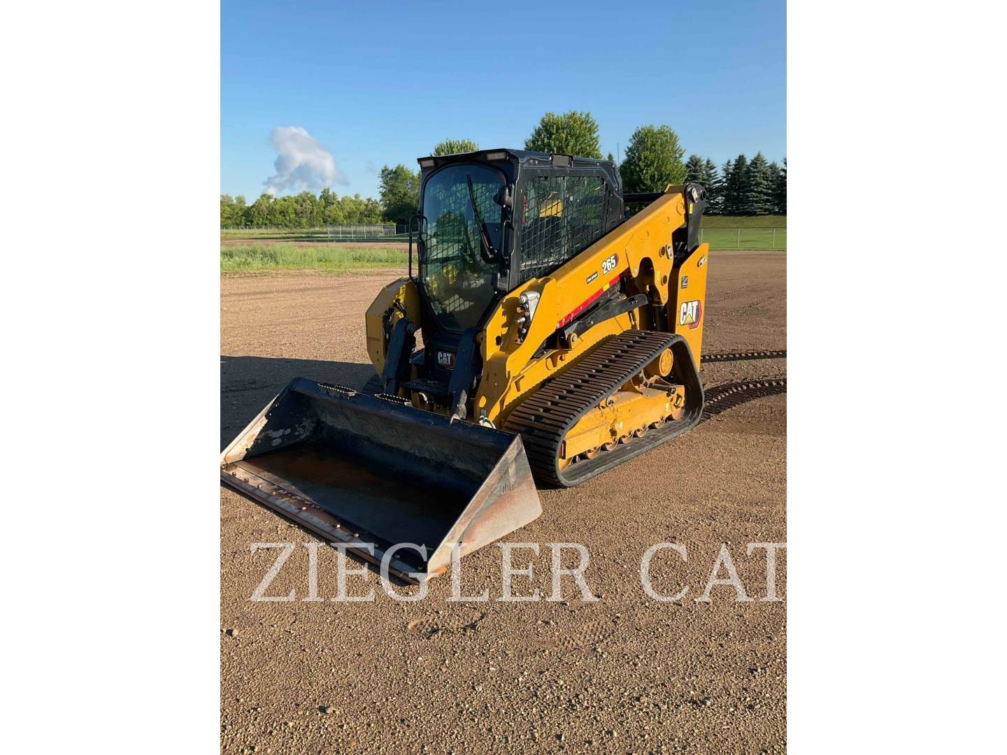 2024 Caterpillar 265 Equipment Image0