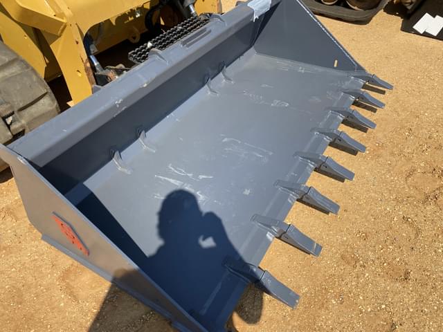 Image of Caterpillar 299D3 equipment image 4