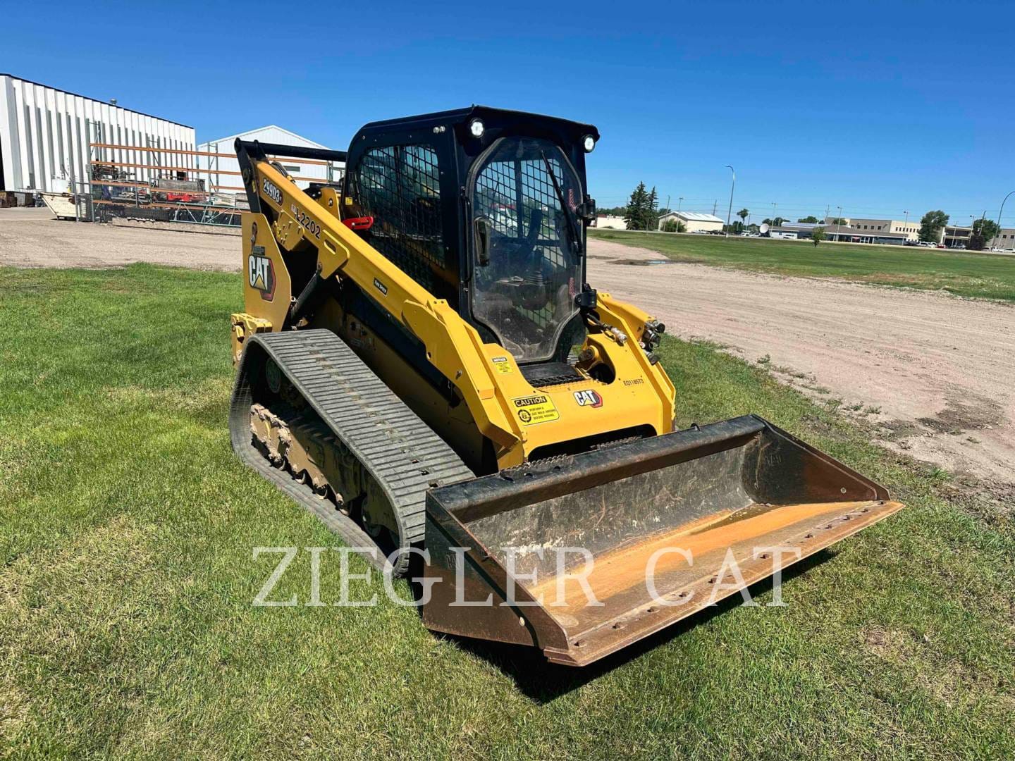 2024 Caterpillar 299D3XE Equipment Image0