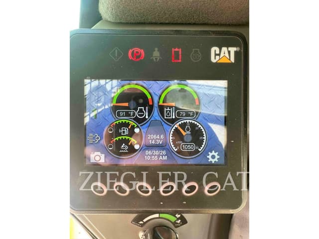 Image of Caterpillar 299D3XE equipment image 4