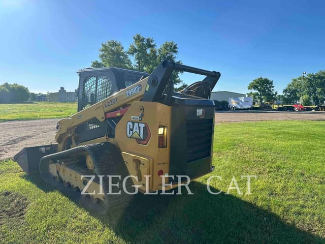Image of Caterpillar 299D3XE equipment image 3
