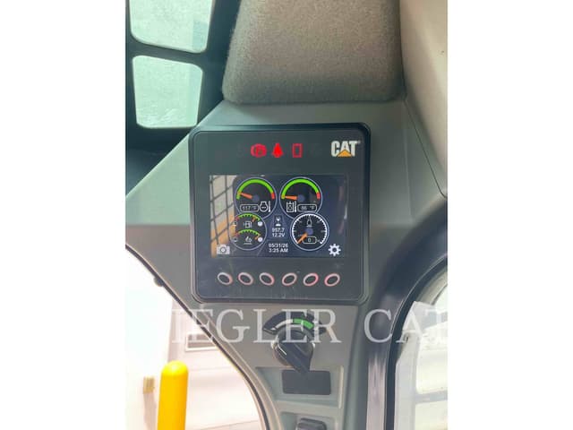 Image of Caterpillar 299D3XE equipment image 4