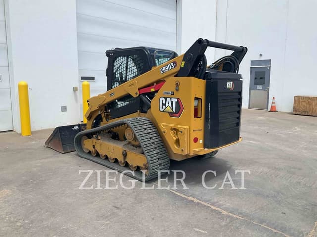 Image of Caterpillar 299D3XE equipment image 3