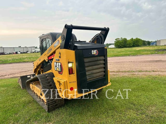 Image of Caterpillar 299D3XE equipment image 3